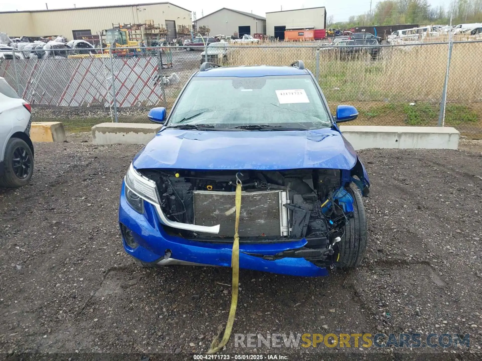11 fotografías del automóvil dañado KNDEUCA22N7245165 KIA SELTOS 2022