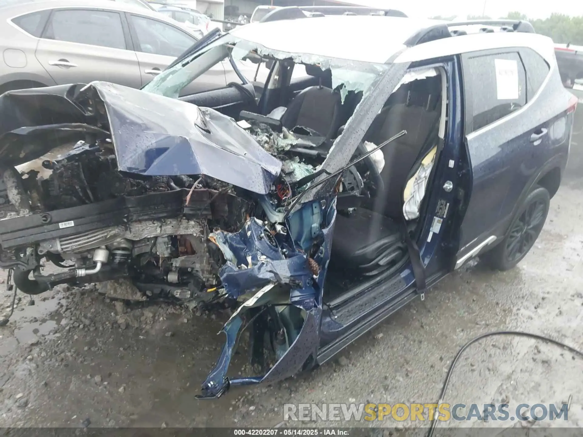 16 fotografías del automóvil dañado KNDEUCA24N7241036 KIA SELTOS 2022