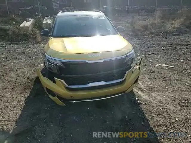12 fotografías del automóvil dañado KNDEUCAA2N7235341 KIA SELTOS 2022