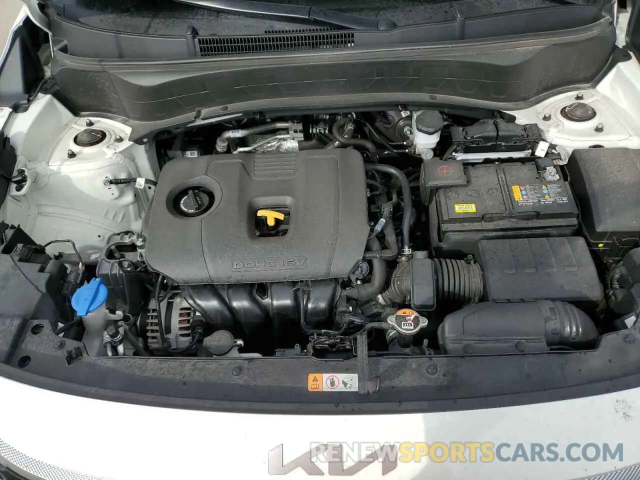12 fotografías del automóvil dañado KNDEUCAA6N7276779 KIA SELTOS 2022