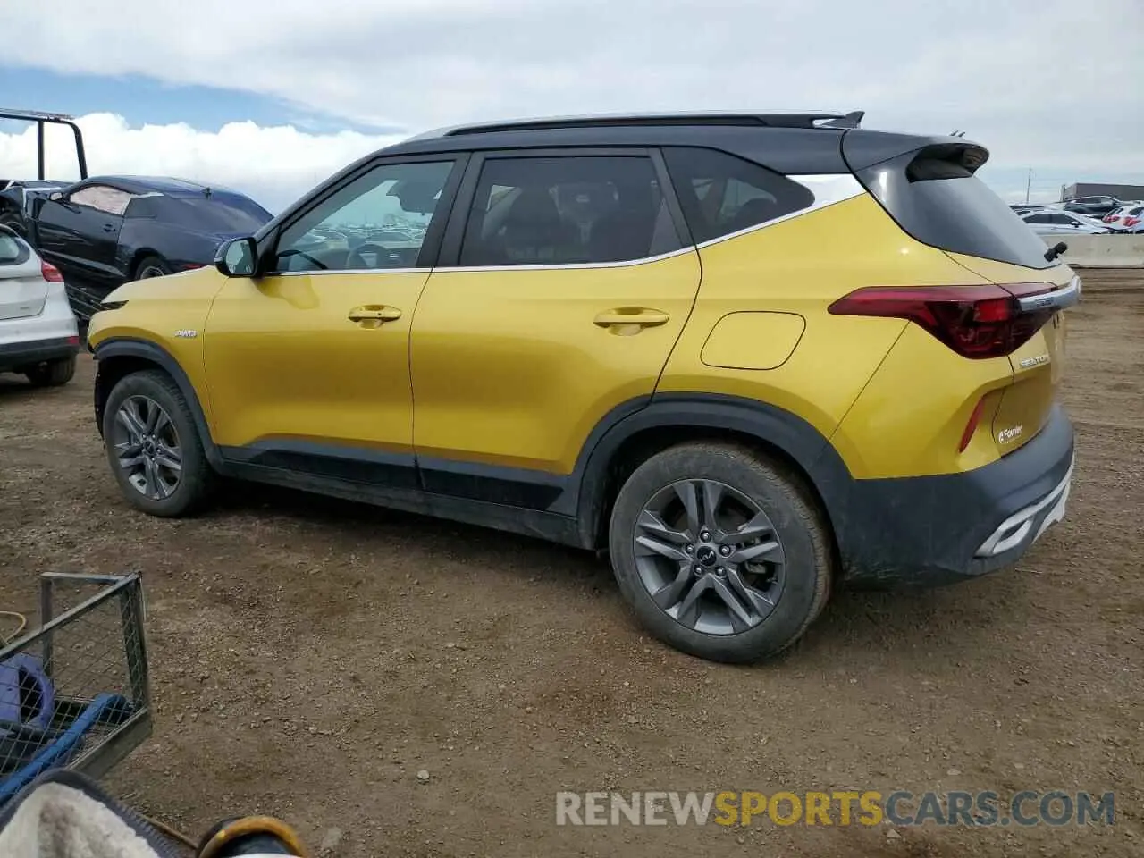 2 fotografías del automóvil dañado KNDEUCAA7N7250403 KIA SELTOS 2022