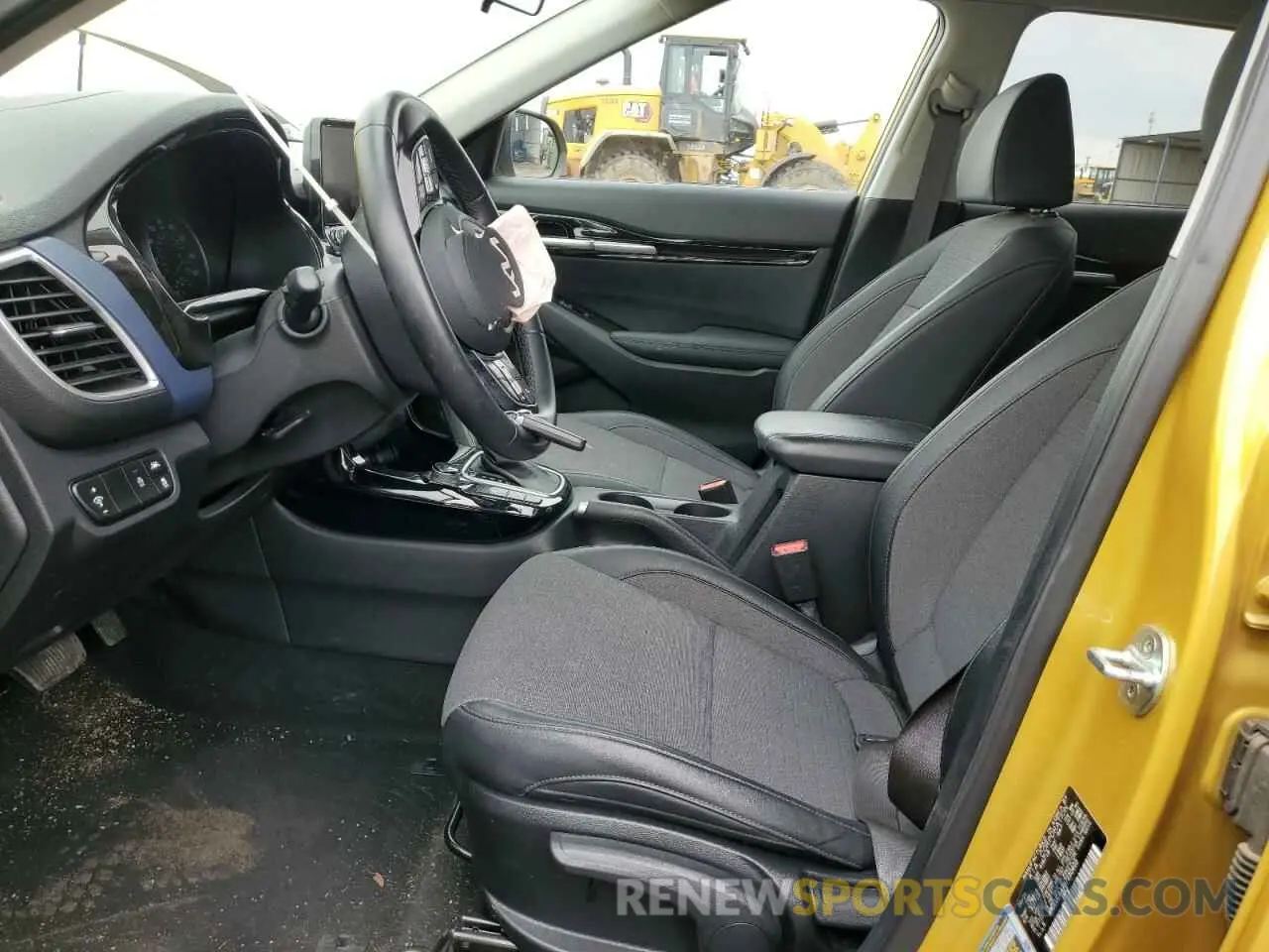 7 fotografías del automóvil dañado KNDEUCAA7N7250403 KIA SELTOS 2022