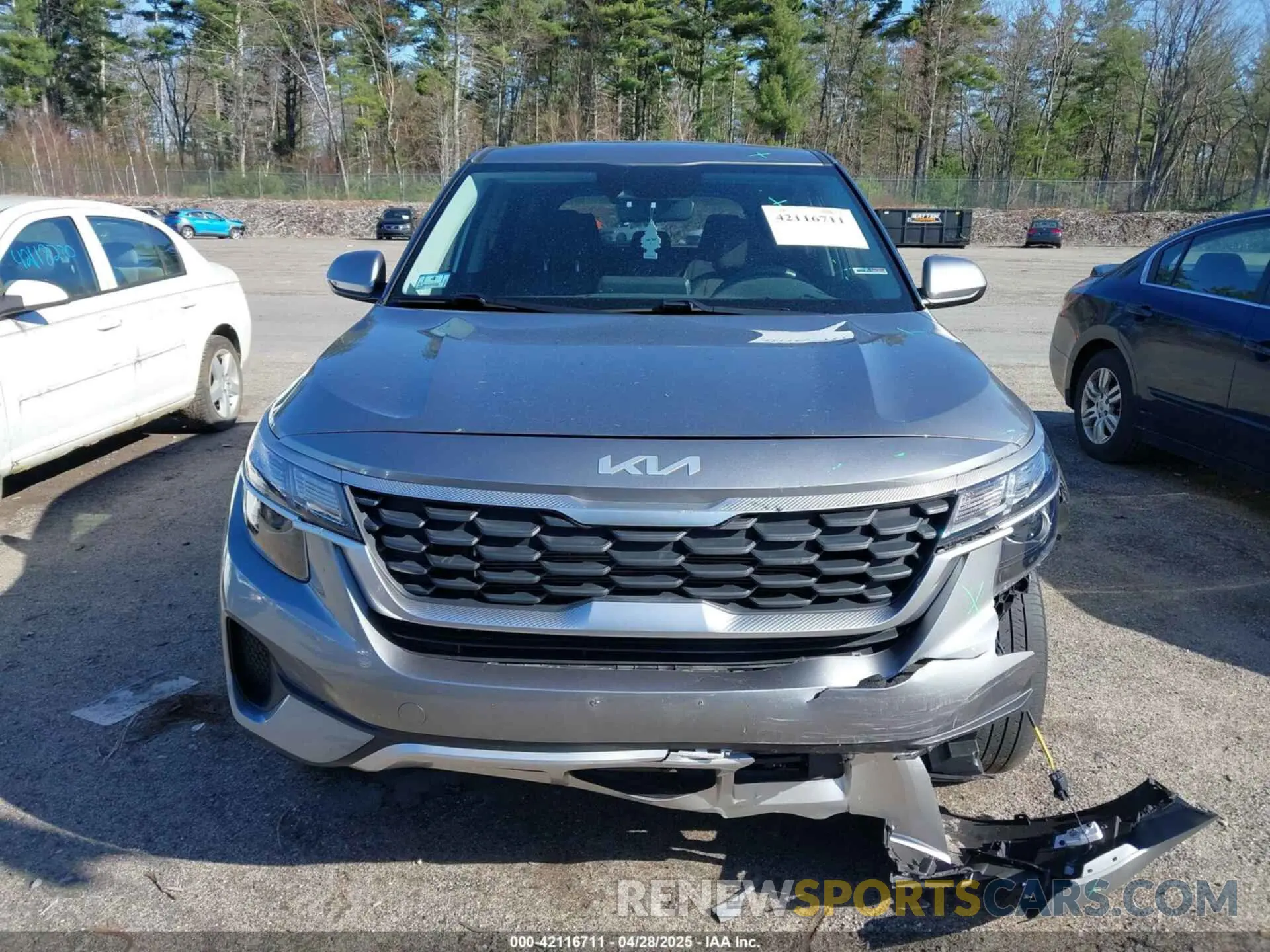 13 fotografías del automóvil dañado KNDEPCAA2P7432665 KIA SELTOS 2023