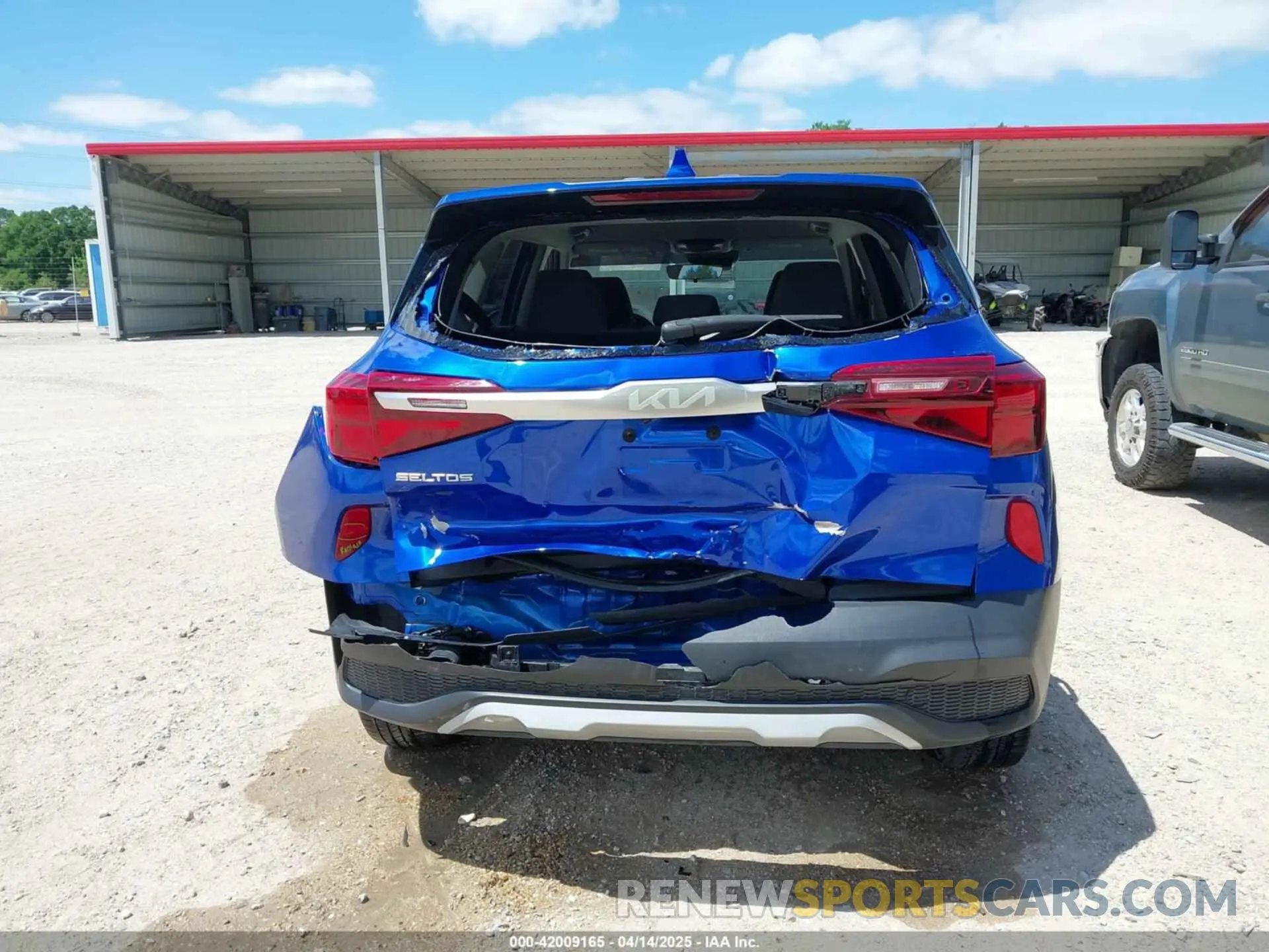 17 fotografías del automóvil dañado KNDEPCAA3P7369625 KIA SELTOS 2023