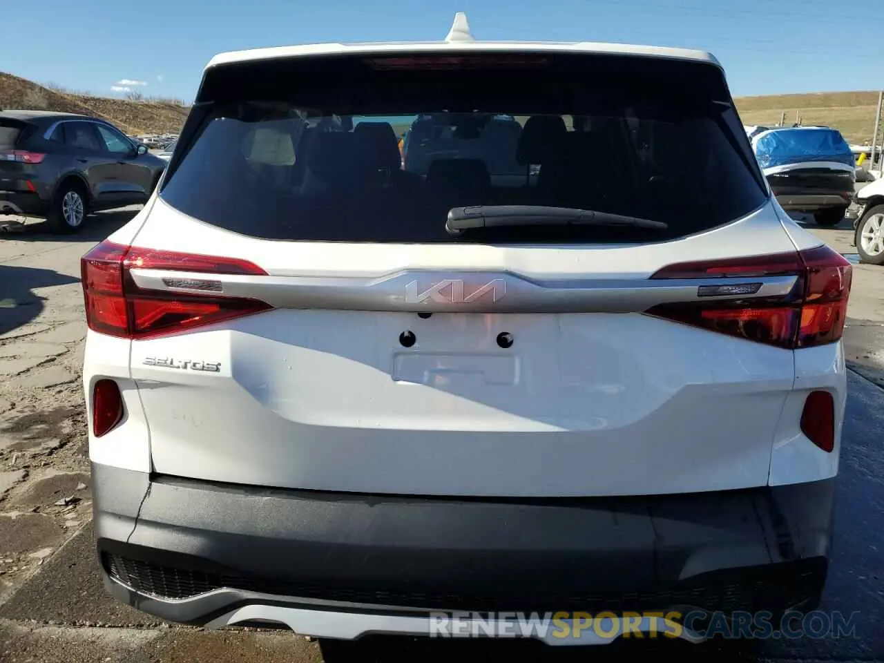 6 fotografías del automóvil dañado KNDEPCAA5P7408554 KIA SELTOS 2023