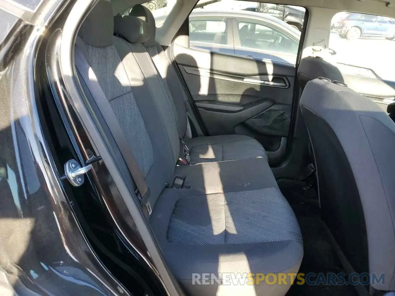 11 fotografías del automóvil dañado KNDEPCAA9P7435868 KIA SELTOS 2023