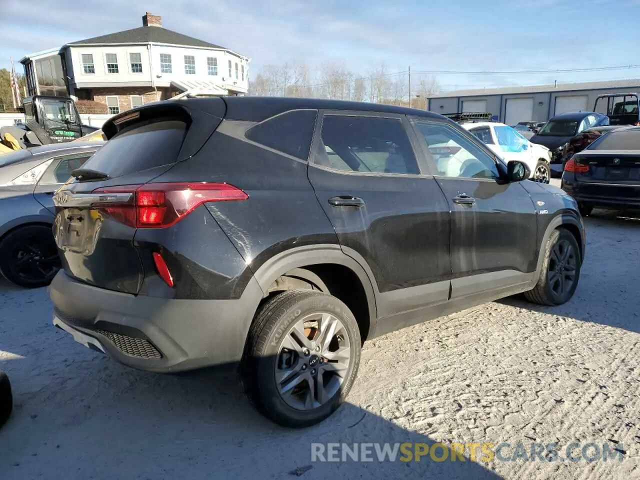3 fotografías del automóvil dañado KNDEPCAA9P7435868 KIA SELTOS 2023