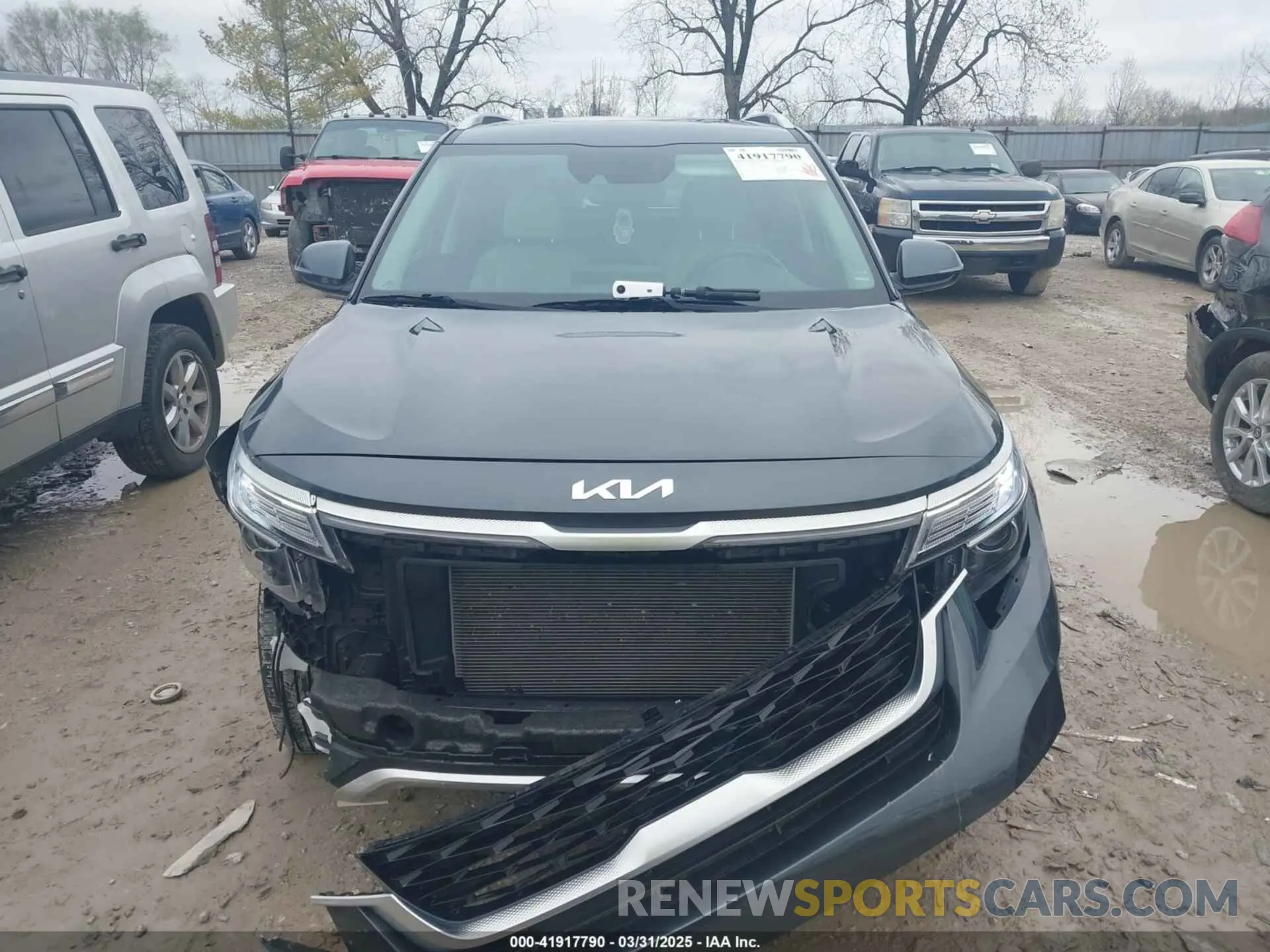 12 fotografías del automóvil dañado KNDERCAA3P7375497 KIA SELTOS 2023