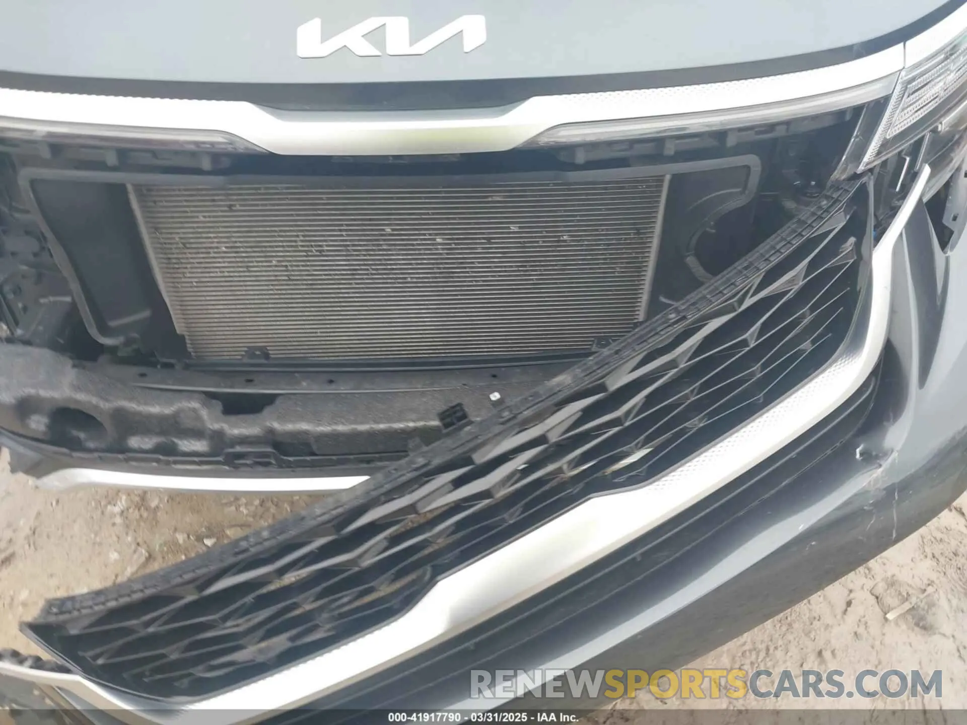18 fotografías del automóvil dañado KNDERCAA3P7375497 KIA SELTOS 2023