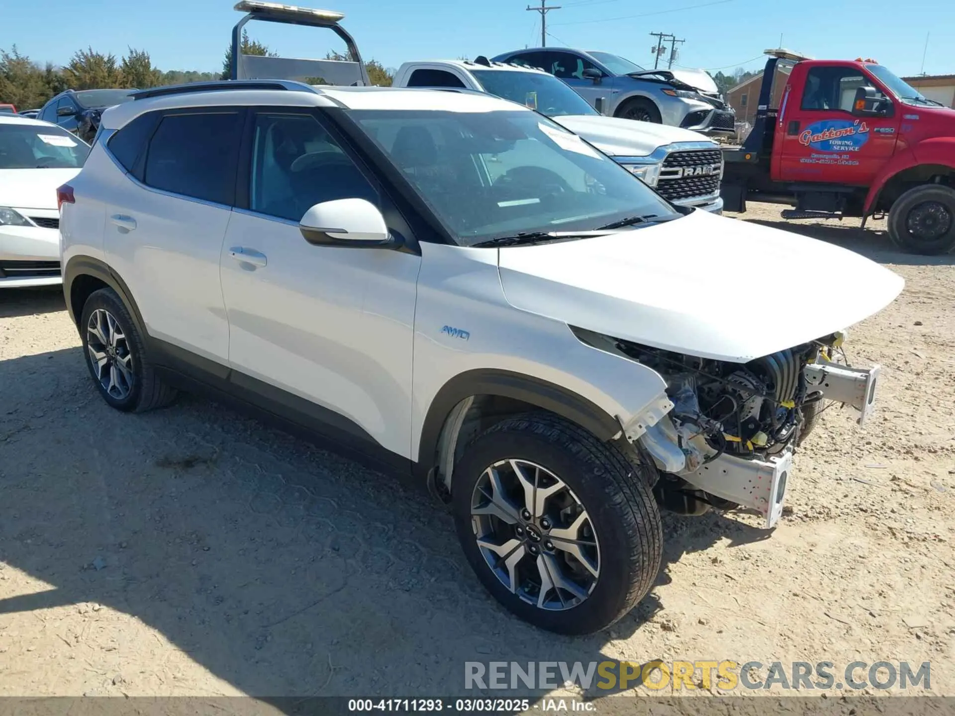 1 fotografías del automóvil dañado KNDERCAAXP7396878 KIA SELTOS 2023