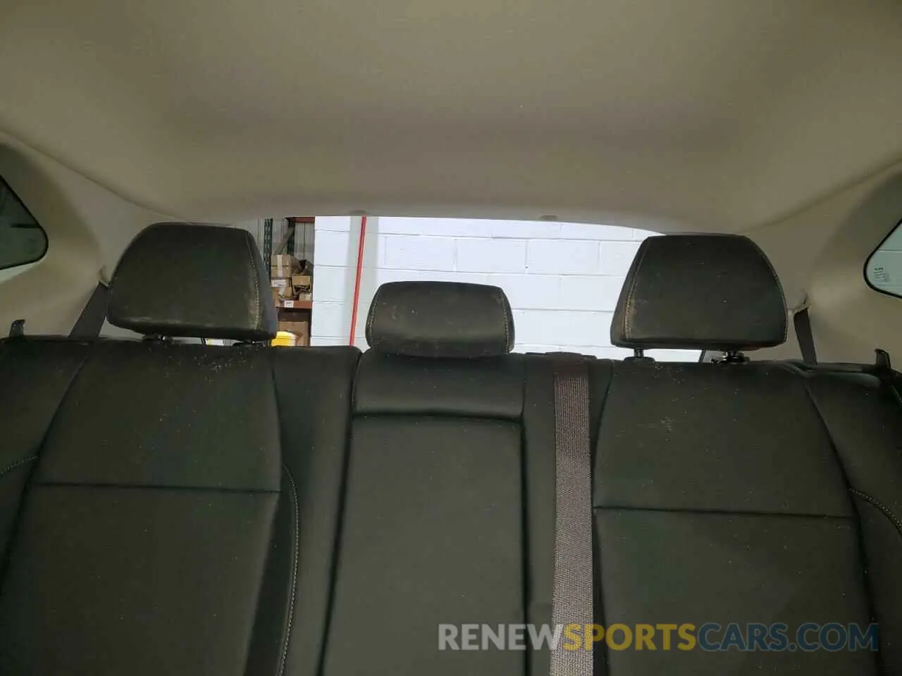 10 fotografías del automóvil dañado KNDERCAAXP7448588 KIA SELTOS 2023