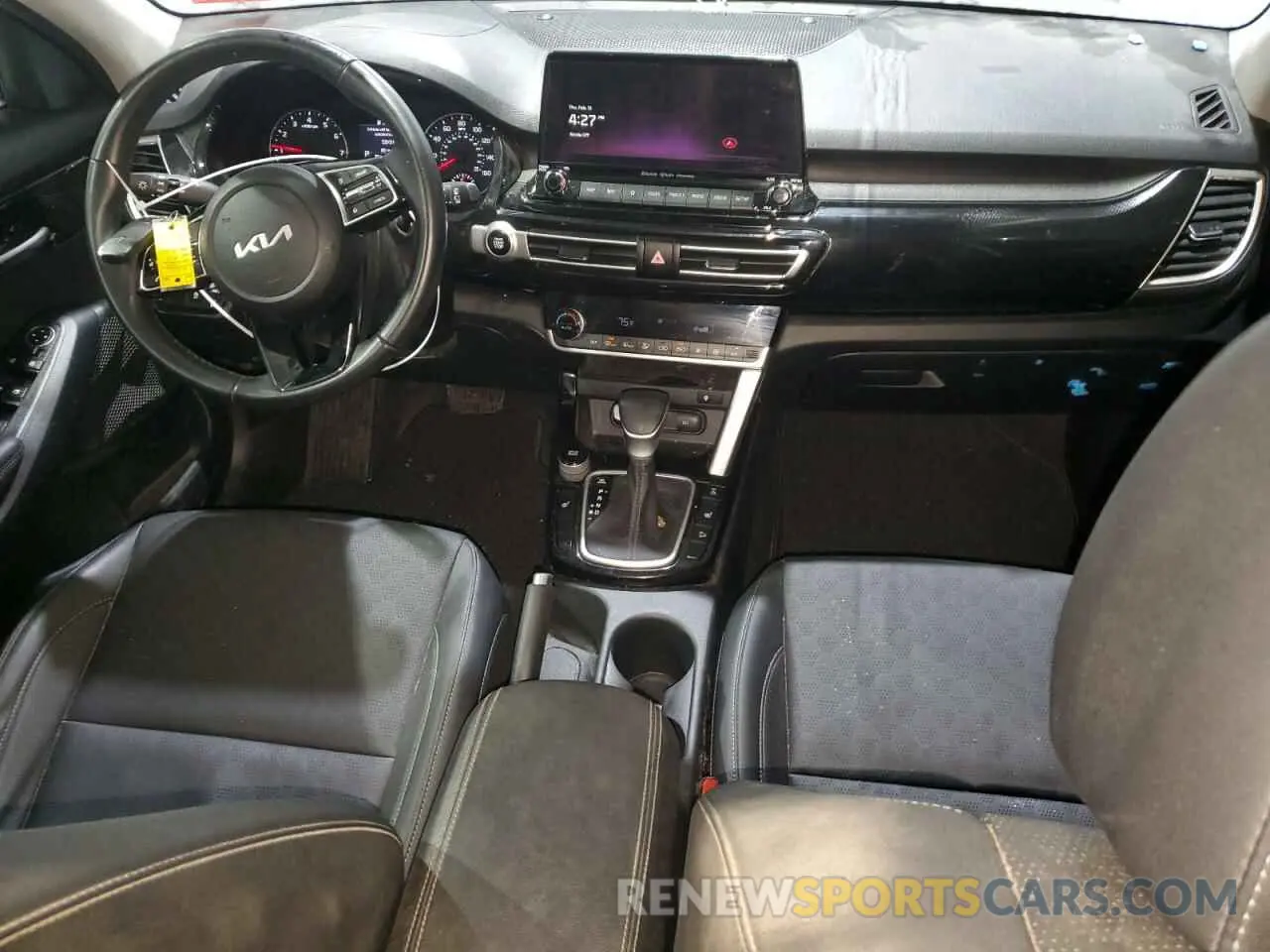 8 fotografías del automóvil dañado KNDERCAAXP7448588 KIA SELTOS 2023