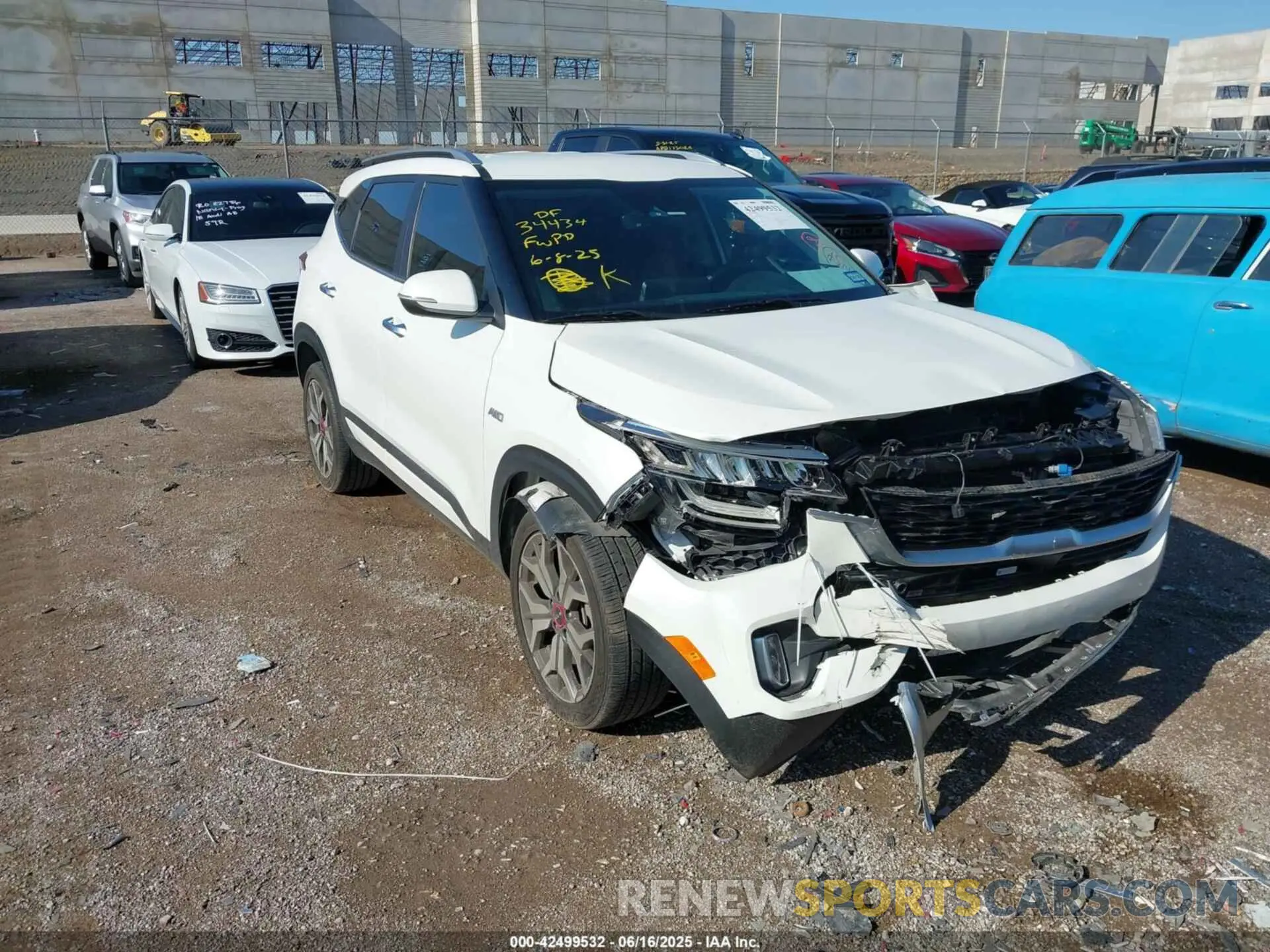1 fotografías del automóvil dañado KNDETCA20P7429414 KIA SELTOS 2023