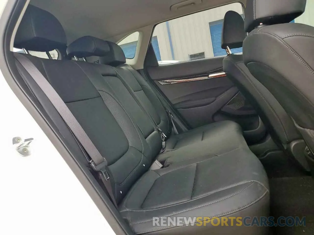 11 fotografías del automóvil dañado KNDETCA24P7397339 KIA SELTOS 2023