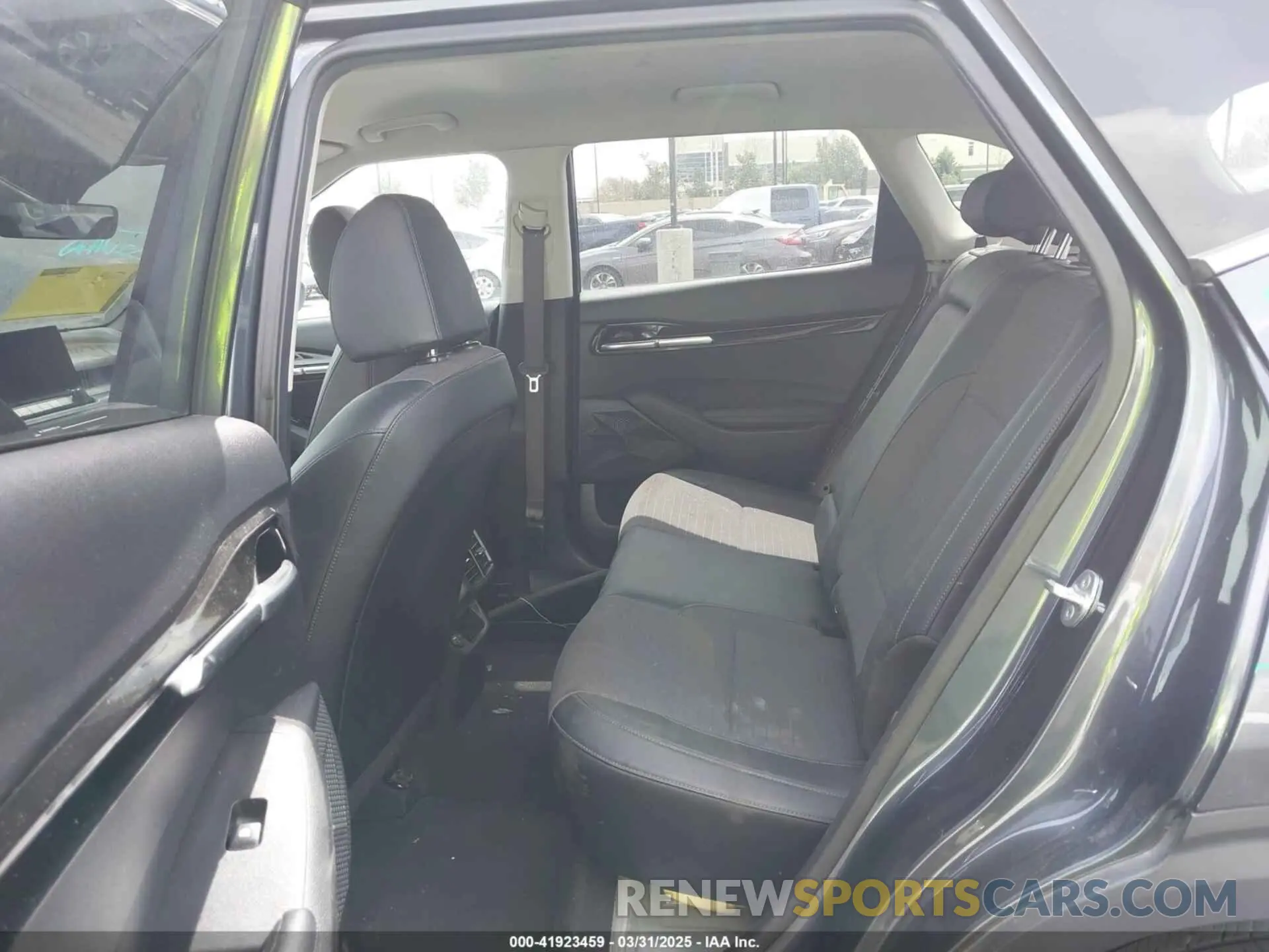 8 fotografías del automóvil dañado KNDEU2AA1P7394185 KIA SELTOS 2023