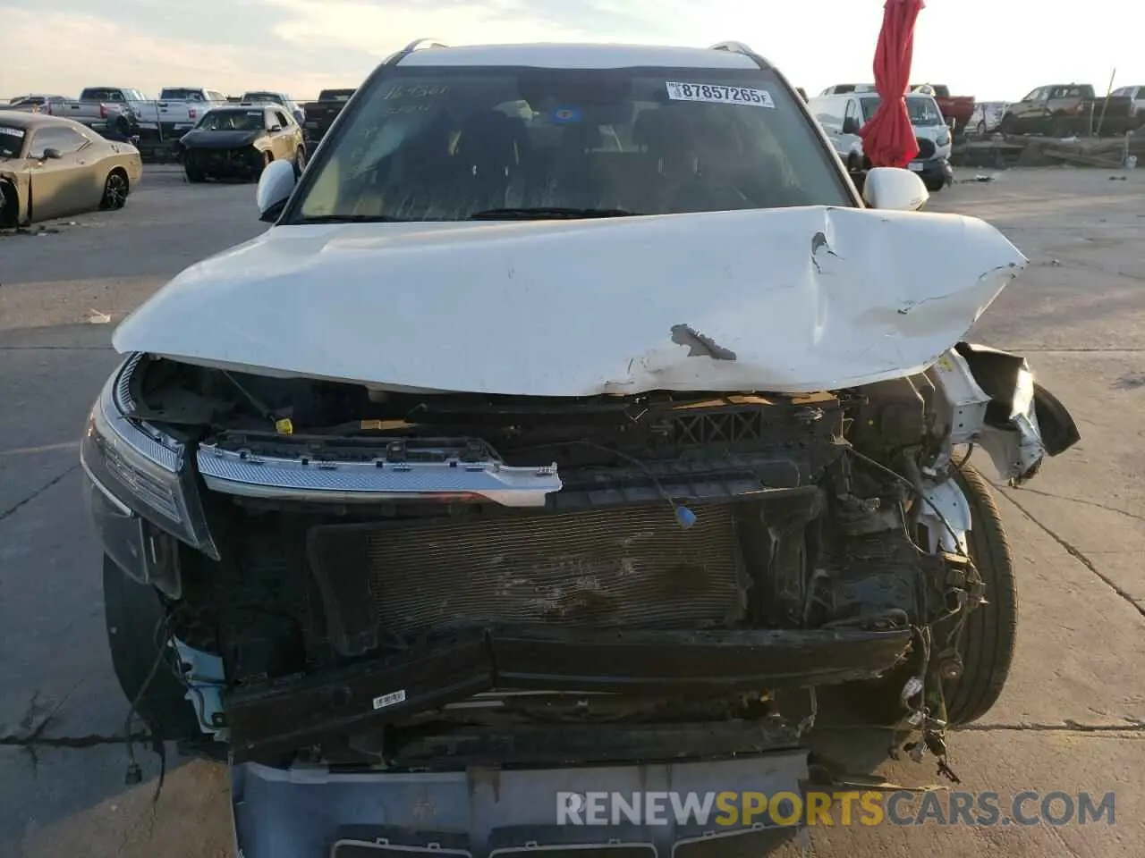 5 fotografías del automóvil dañado KNDEU2AA2P7463661 KIA SELTOS 2023