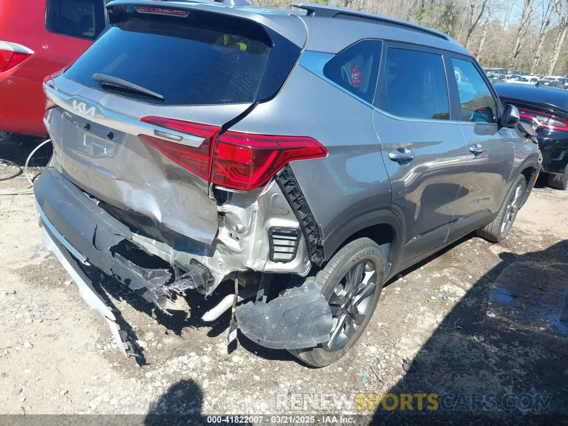 4 fotografías del automóvil dañado KNDEU2AA6P7369511 KIA SELTOS 2023