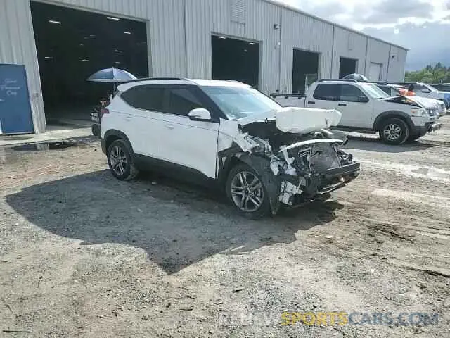 15 fotografías del automóvil dañado KNDEU2AA6P7433546 KIA SELTOS 2023