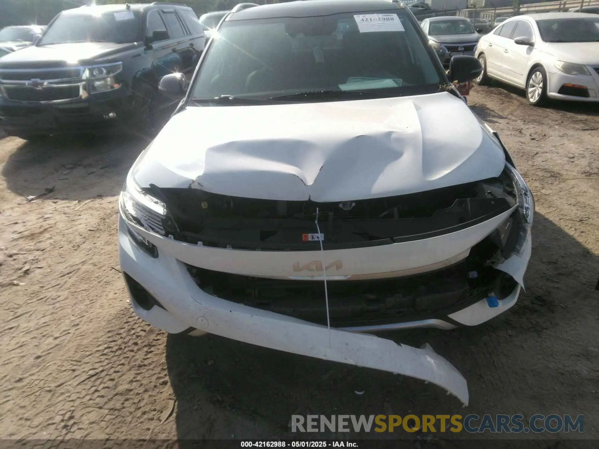 6 fotografías del automóvil dañado KNDEU2AA7P7398791 KIA SELTOS 2023