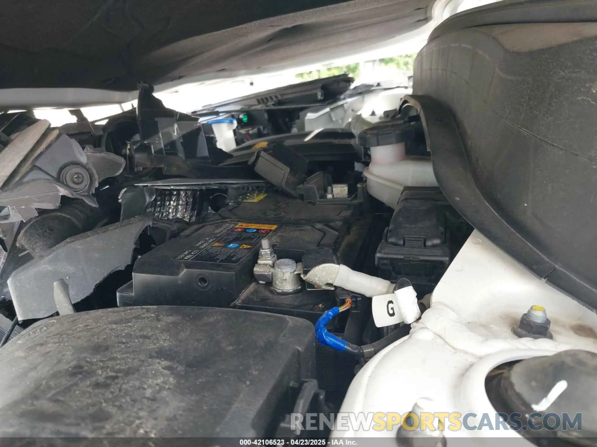10 fotografías del automóvil dañado KNDEU2AA8P7429160 KIA SELTOS 2023