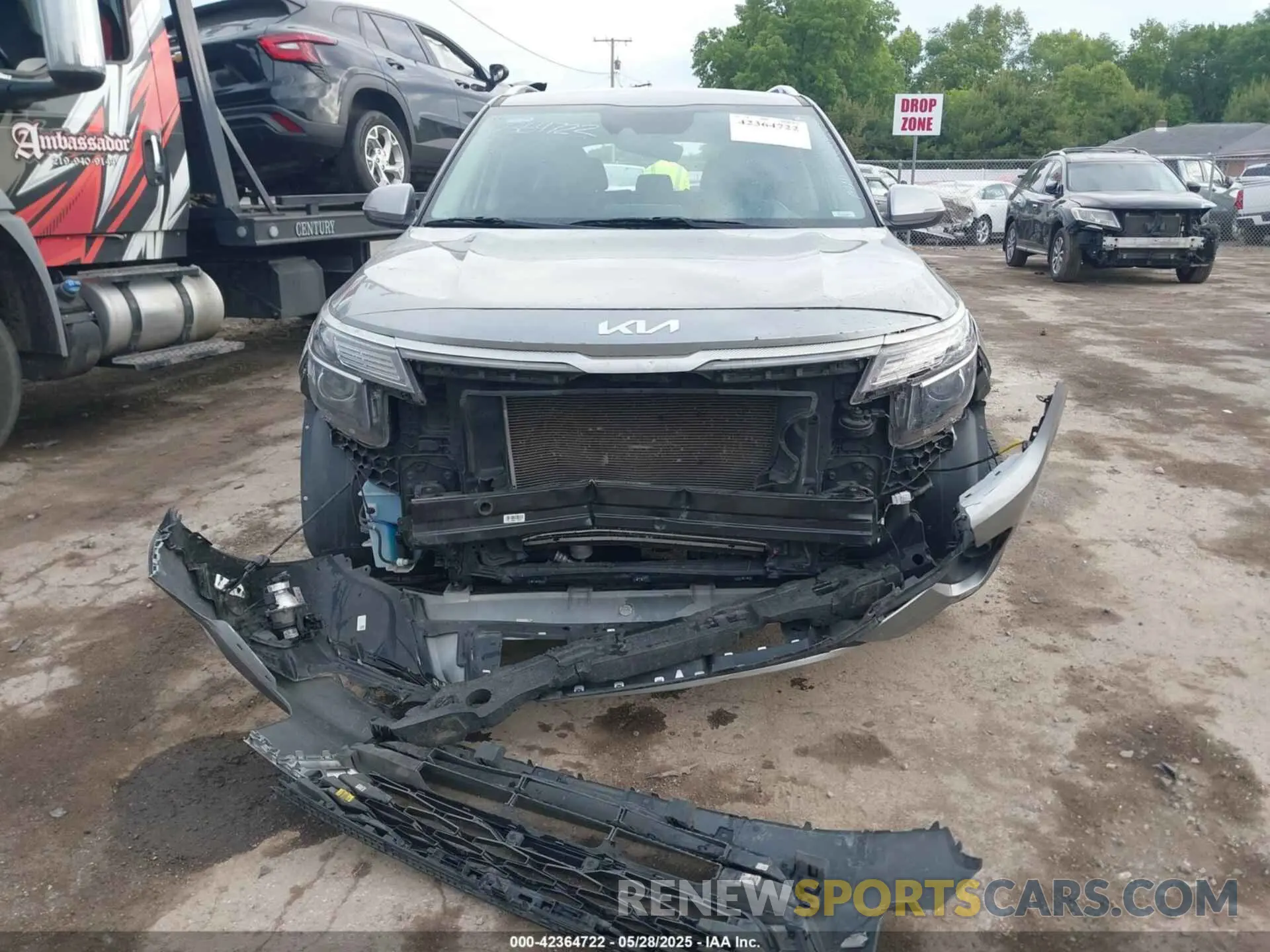 11 fotografías del automóvil dañado KNDEU2AAXP7429127 KIA SELTOS 2023
