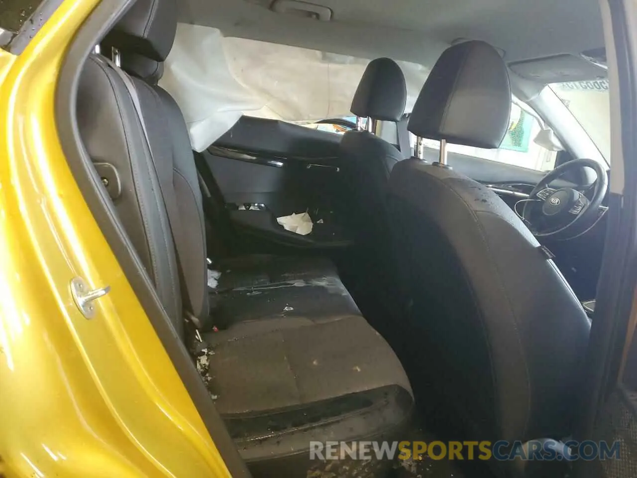 10 fotografías del automóvil dañado KNDEUCAA4P7403581 KIA SELTOS 2023