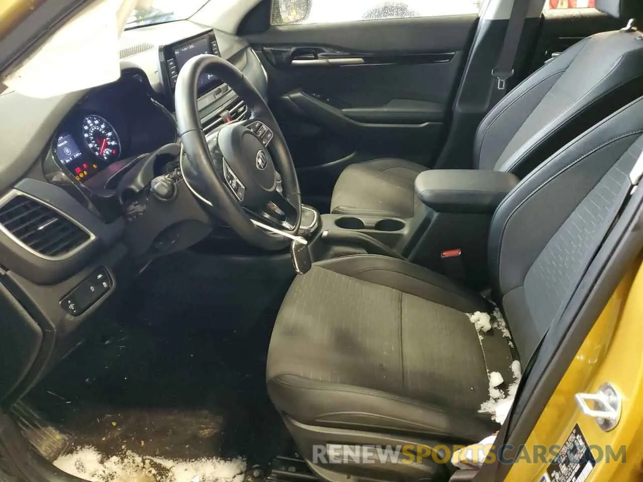 7 fotografías del automóvil dañado KNDEUCAA4P7403581 KIA SELTOS 2023