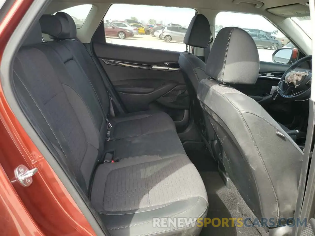 11 fotografías del automóvil dañado KNDEUCAA4P7449427 KIA SELTOS 2023