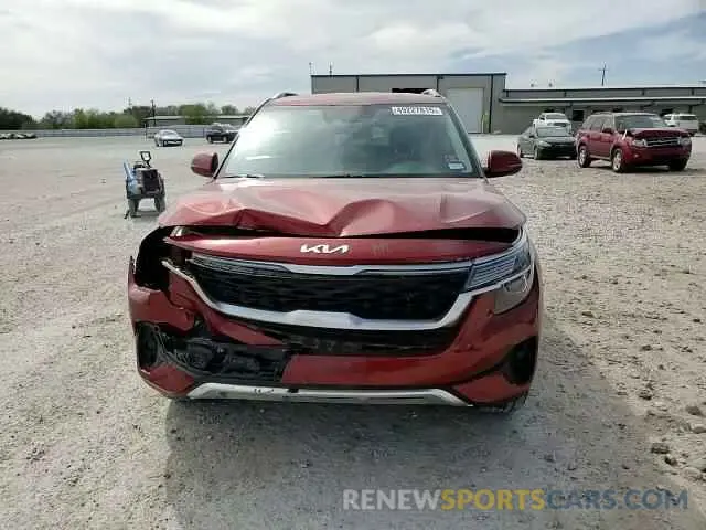 12 fotografías del automóvil dañado KNDEUCAA4P7449427 KIA SELTOS 2023