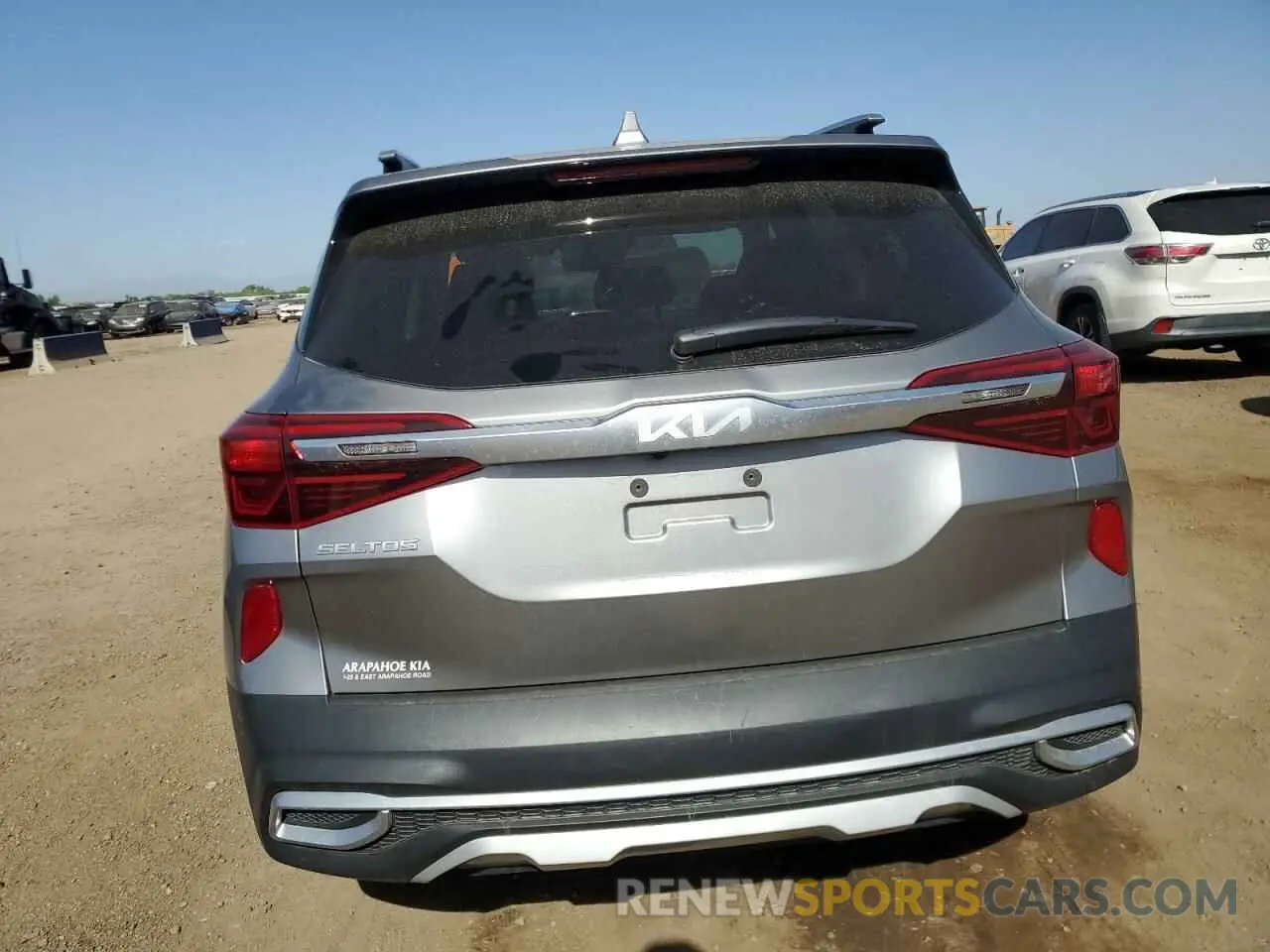 6 fotografías del automóvil dañado KNDEUCAA6P7401167 KIA SELTOS 2023