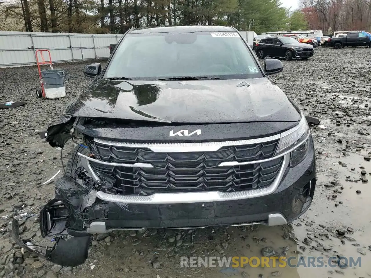 5 fotografías del automóvil dañado KNDEPCAA6R7656038 KIA SELTOS 2024