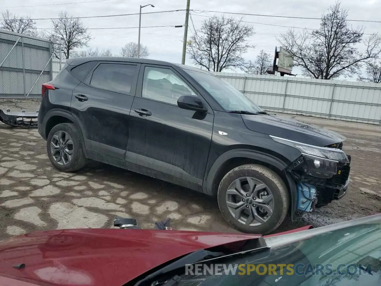 4 fotografías del automóvil dañado KNDEPCAA7R7620505 KIA SELTOS 2024