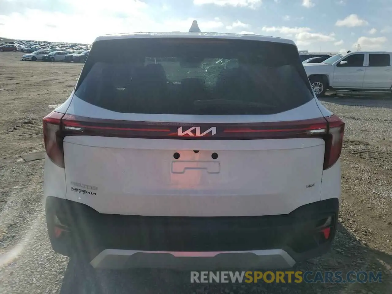 6 fotografías del automóvil dañado KNDEPCAA7R7645243 KIA SELTOS 2024