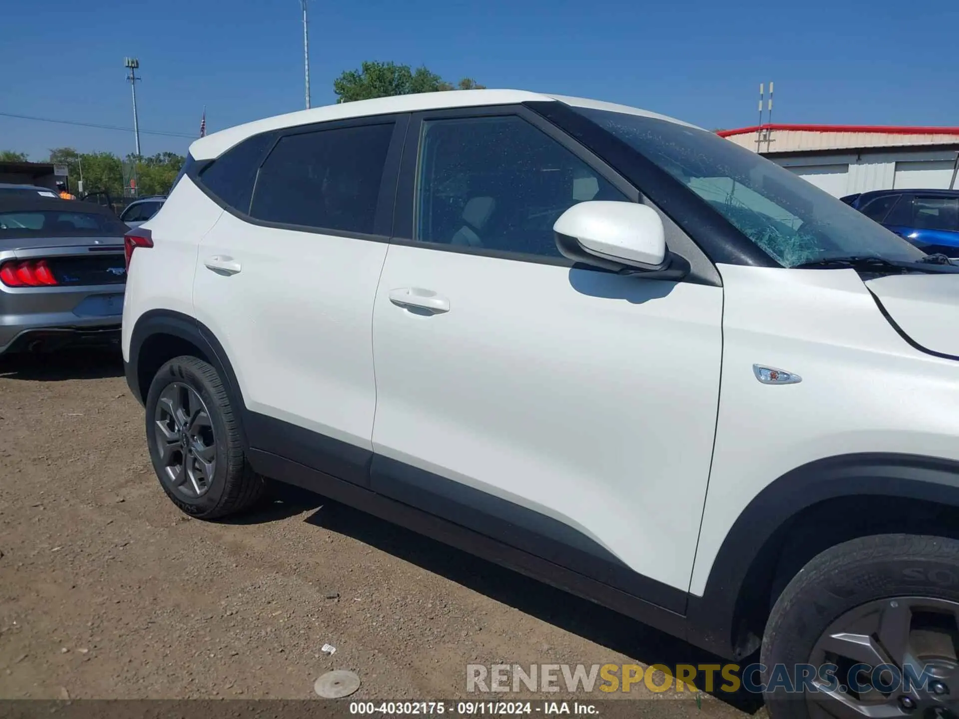 13 fotografías del automóvil dañado KNDEPCAA9R7649715 KIA SELTOS 2024