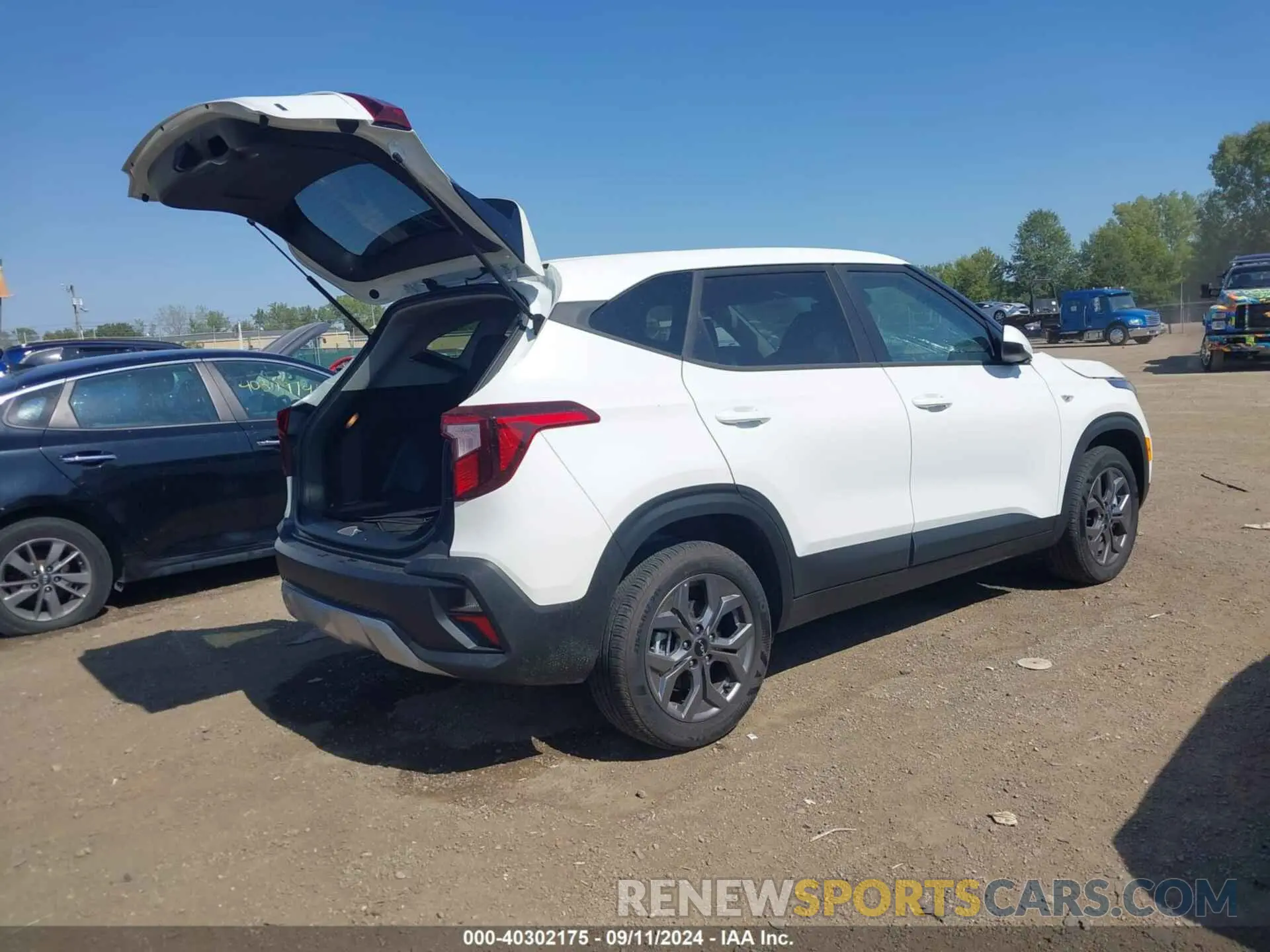 4 fotografías del automóvil dañado KNDEPCAA9R7649715 KIA SELTOS 2024