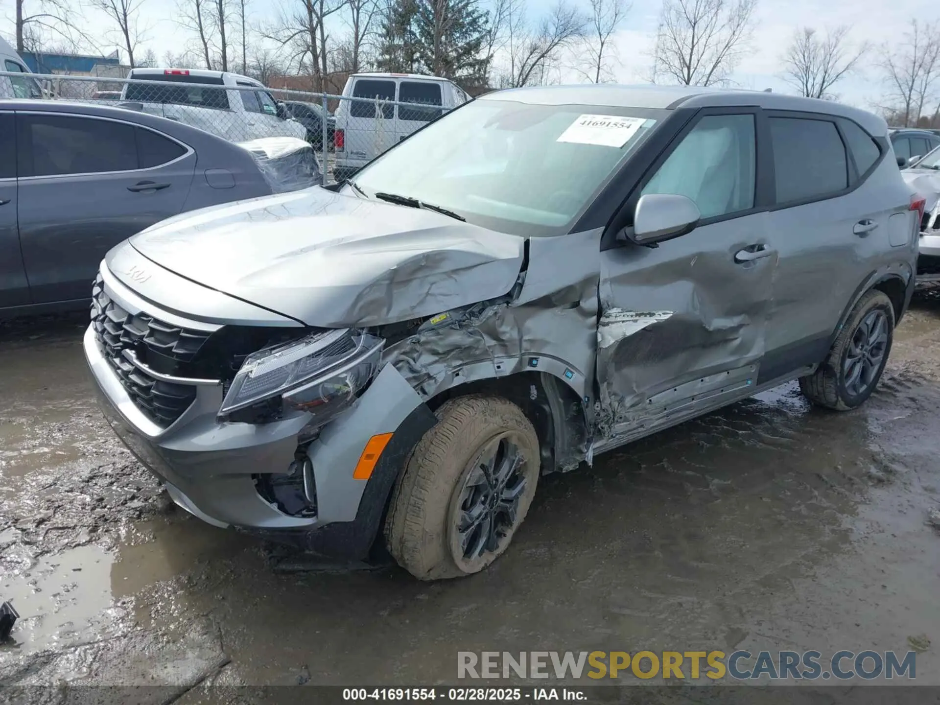 2 fotografías del automóvil dañado KNDEPCAAXR7567119 KIA SELTOS 2024