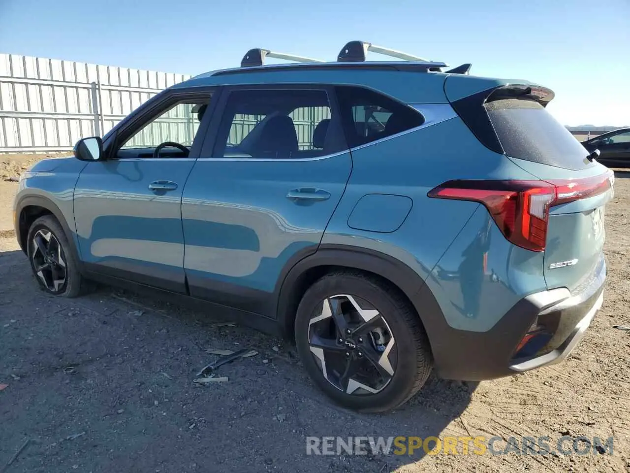 2 fotografías del automóvil dañado KNDER2AA0R7480592 KIA SELTOS 2024