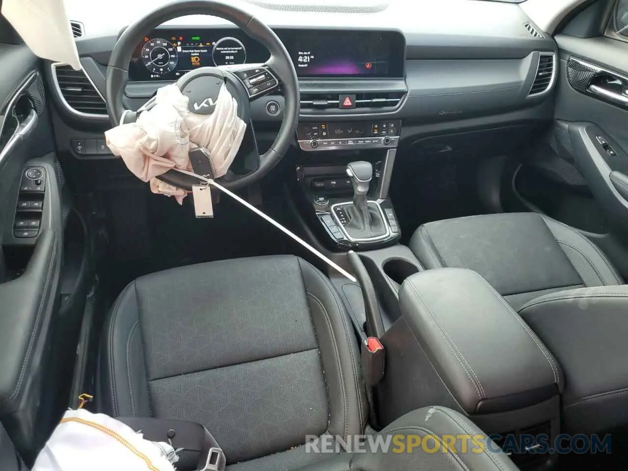 8 fotografías del automóvil dañado KNDER2AA1R7563528 KIA SELTOS 2024