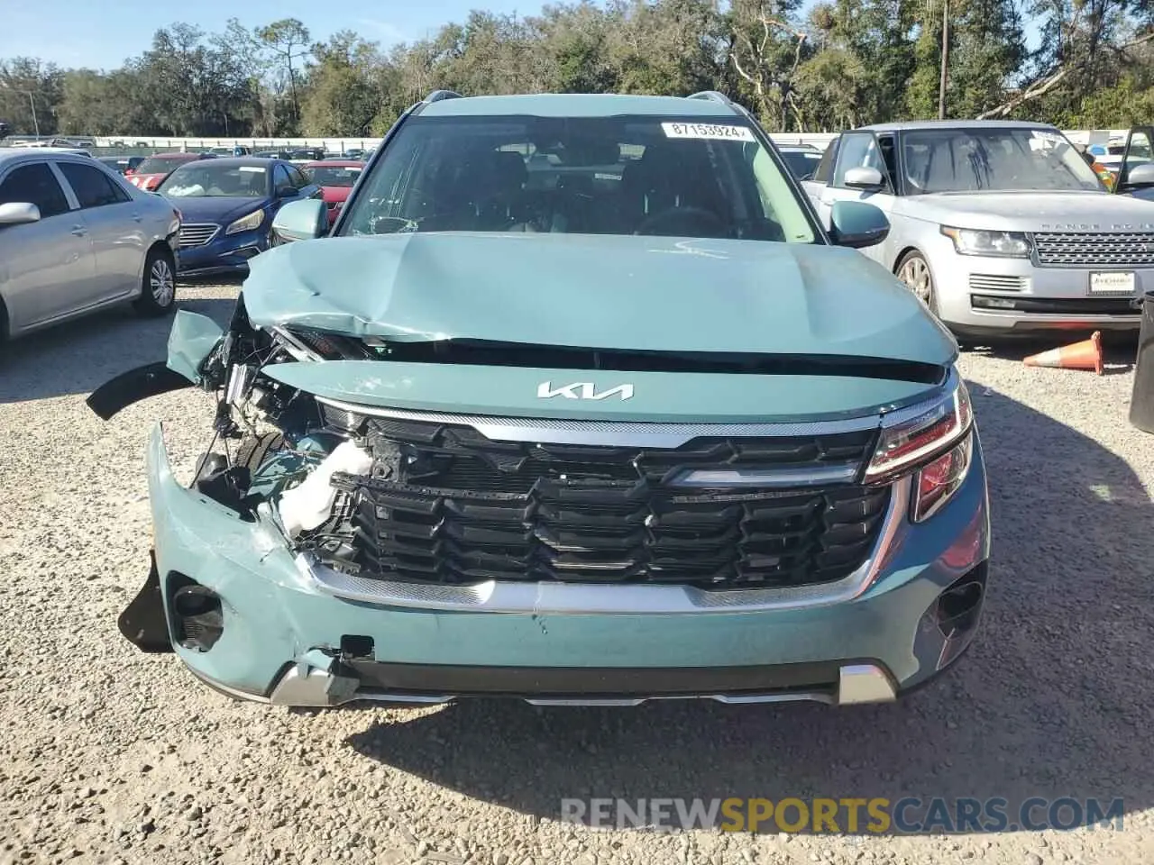 5 fotografías del automóvil dañado KNDER2AA1R7647610 KIA SELTOS 2024