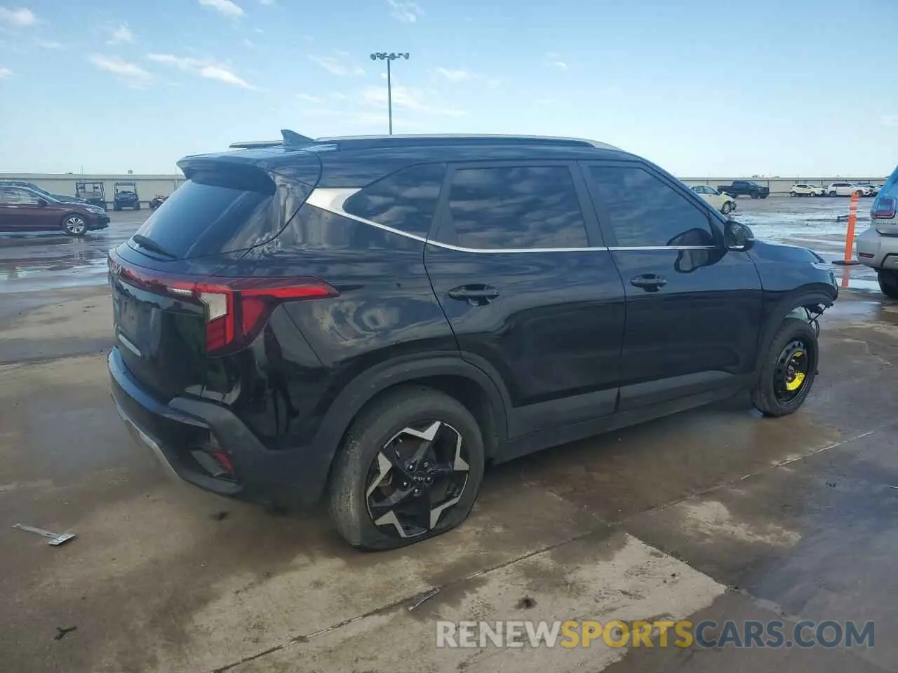 3 fotografías del automóvil dañado KNDER2AA2R7498687 KIA SELTOS 2024