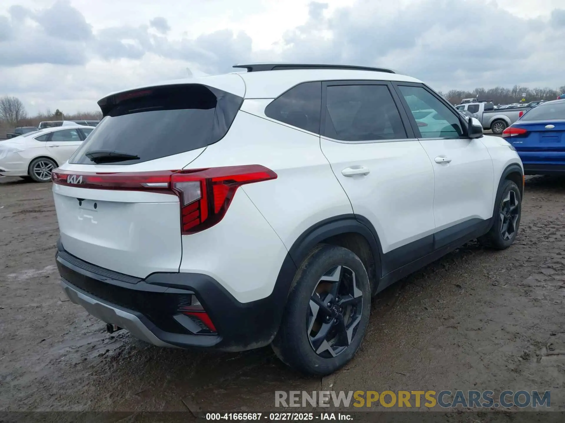 4 fotografías del automóvil dañado KNDER2AA2R7568852 KIA SELTOS 2024
