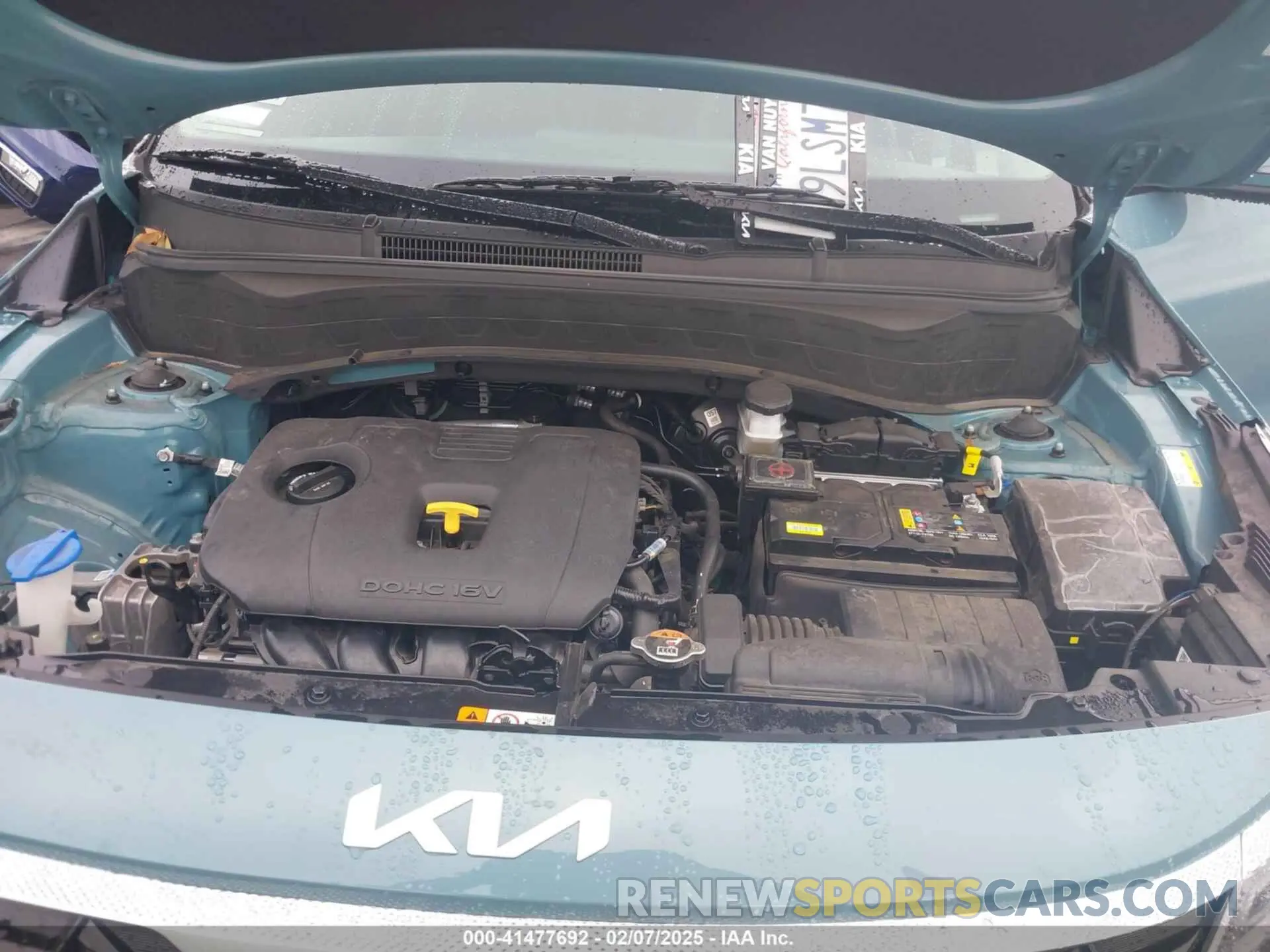10 fotografías del automóvil dañado KNDER2AA2R7638883 KIA SELTOS 2024