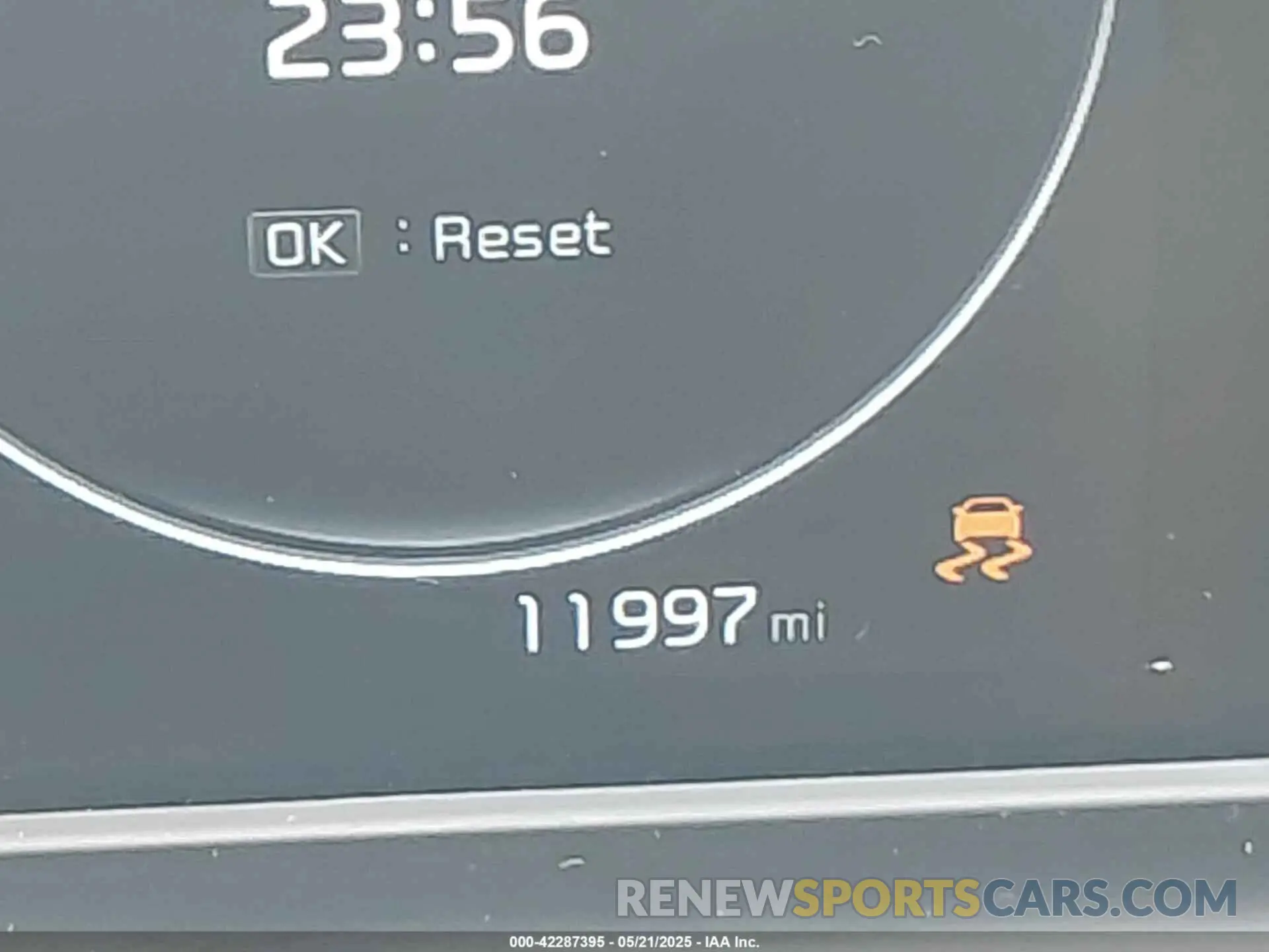 16 fotografías del automóvil dañado KNDER2AA4R7637413 KIA SELTOS 2024