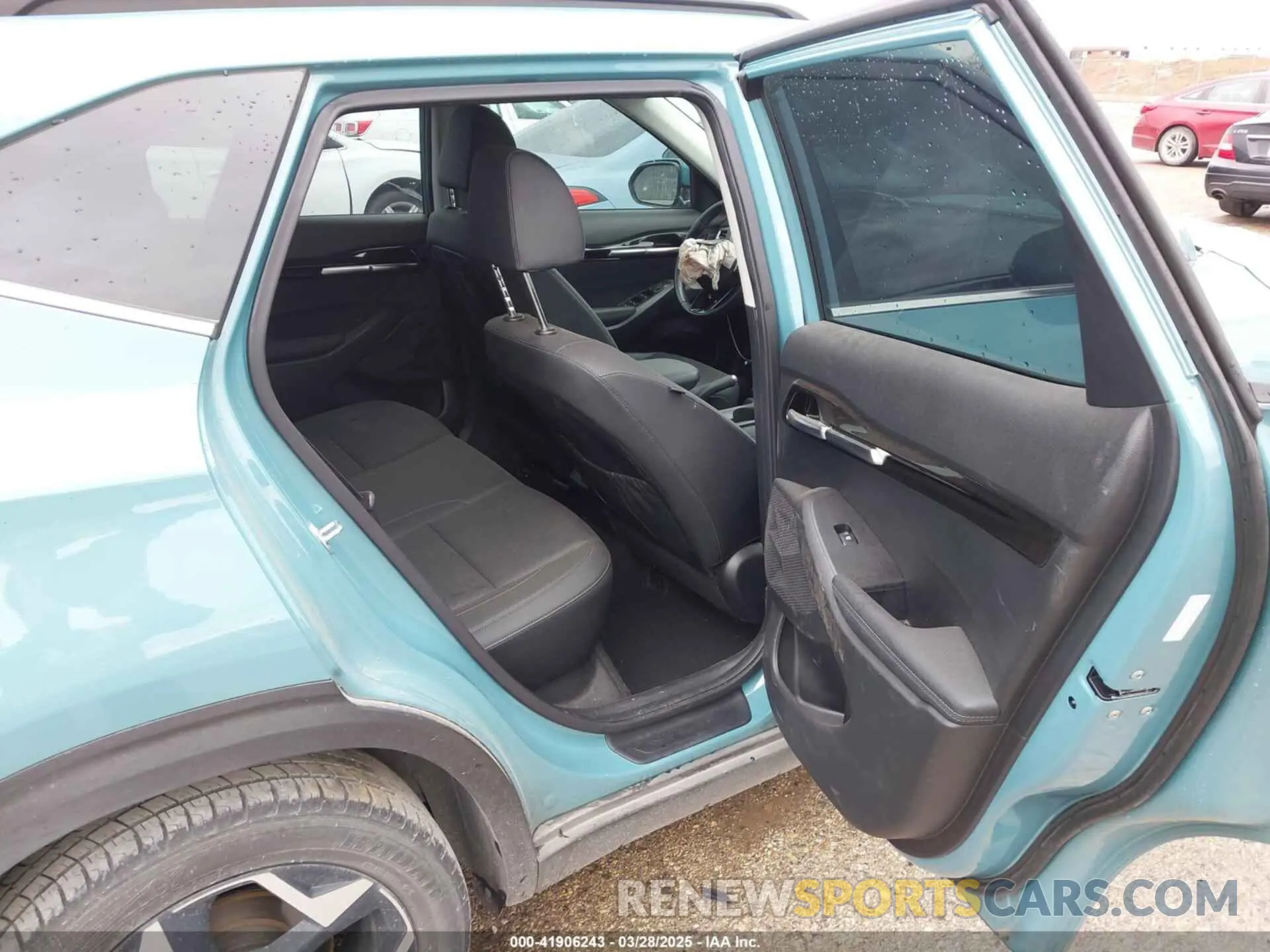 8 fotografías del automóvil dañado KNDER2AA5R7473573 KIA SELTOS 2024