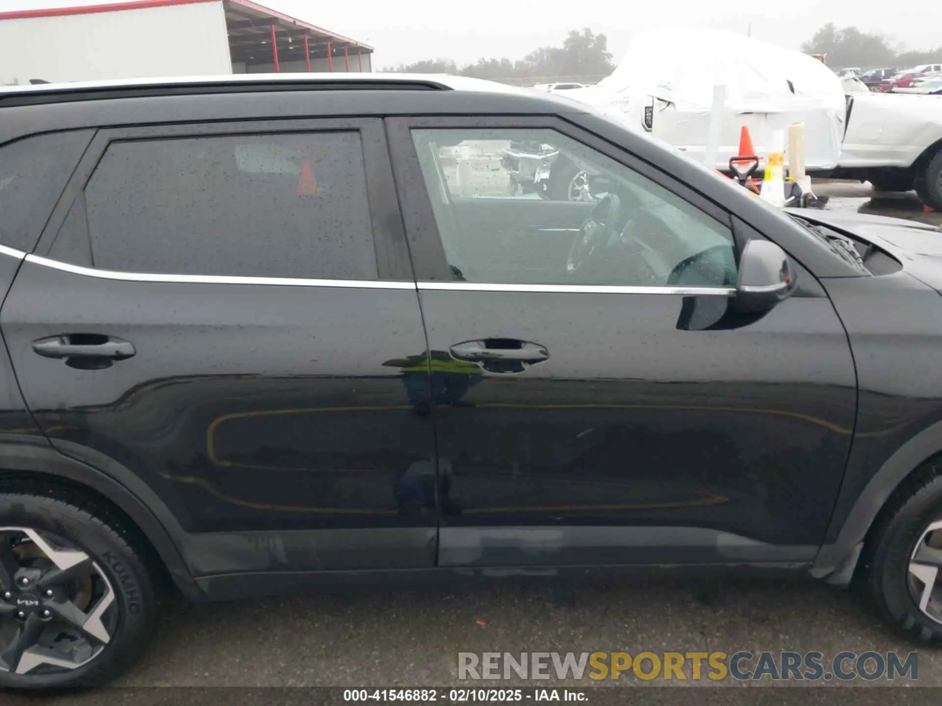 13 fotografías del automóvil dañado KNDER2AA6R7663883 KIA SELTOS 2024