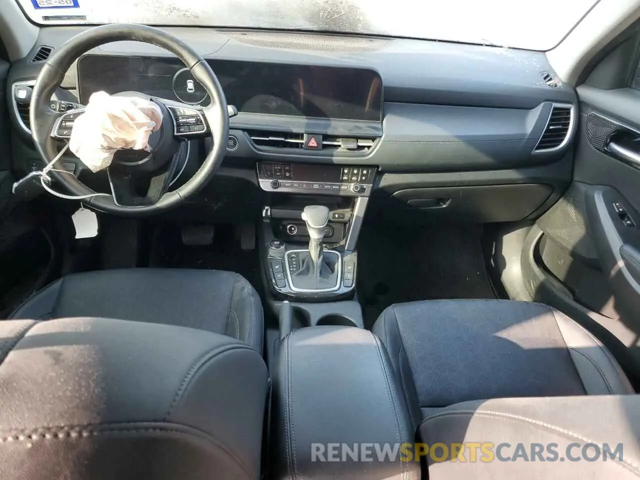 8 fotografías del automóvil dañado KNDER2AA7R7474076 KIA SELTOS 2024