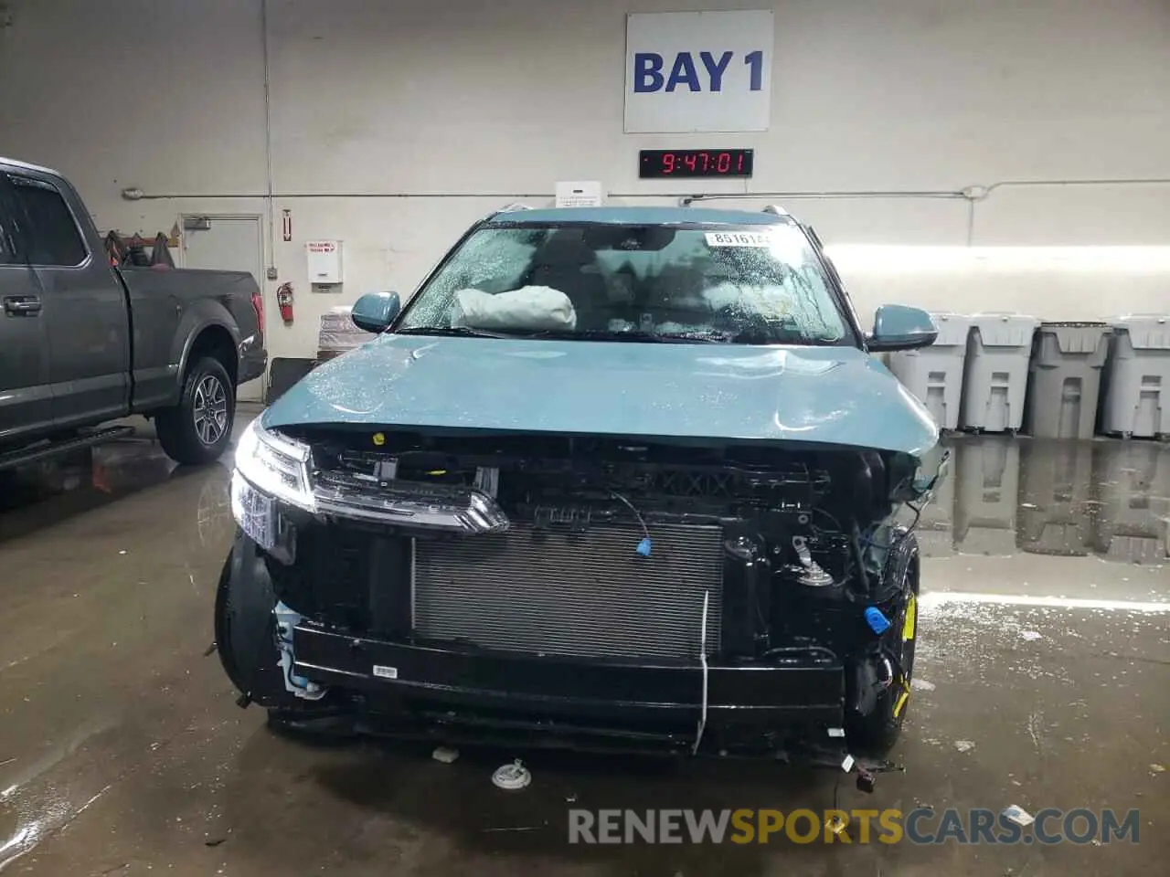 5 fotografías del automóvil dañado KNDER2AA7R7596808 KIA SELTOS 2024
