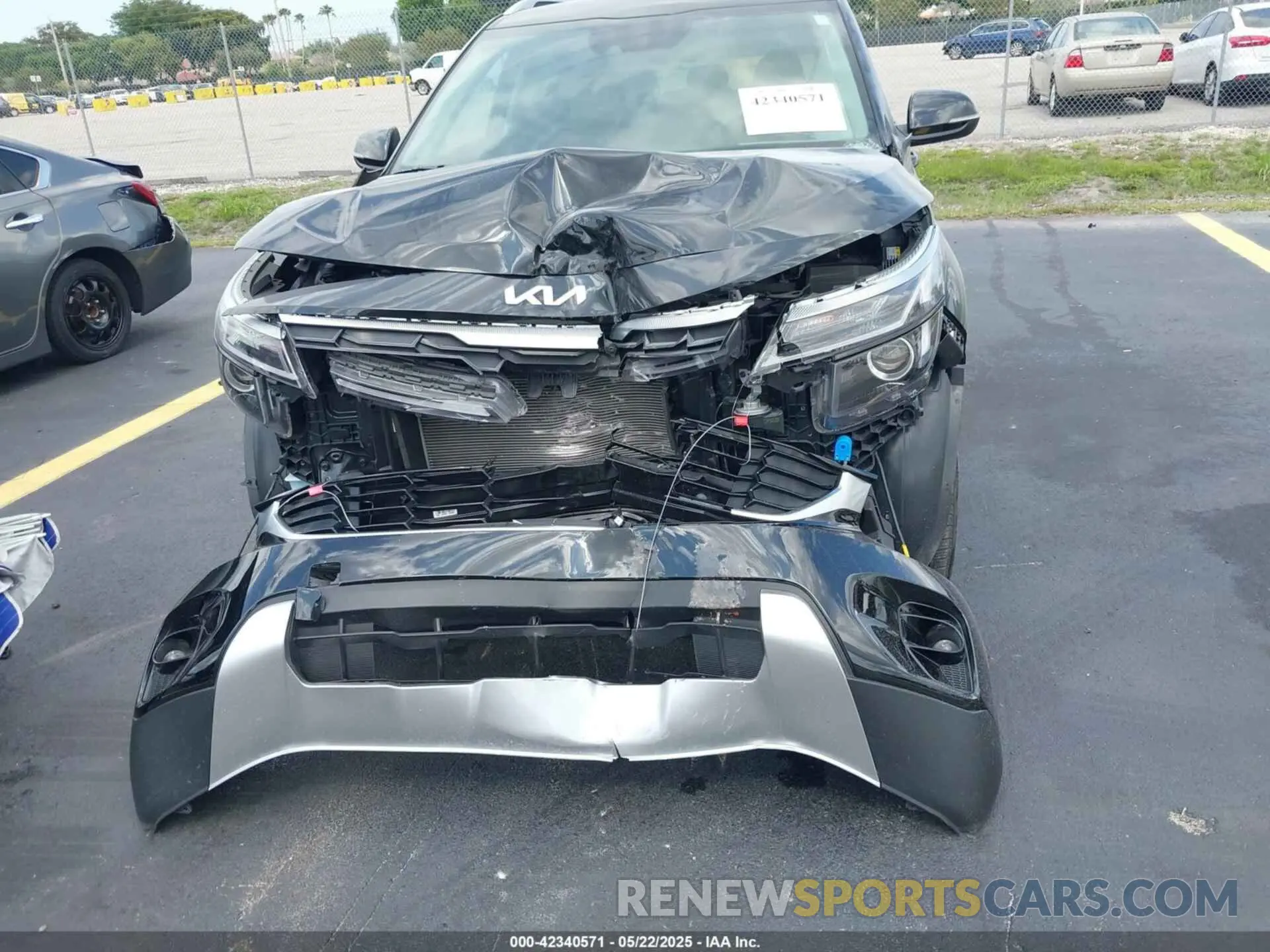 6 fotografías del automóvil dañado KNDER2AA8R7636670 KIA SELTOS 2024