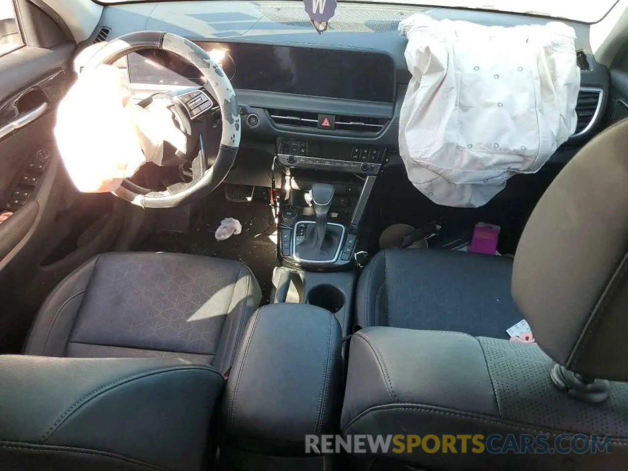 8 fotografías del automóvil dañado KNDER2AAXR7484200 KIA SELTOS 2024