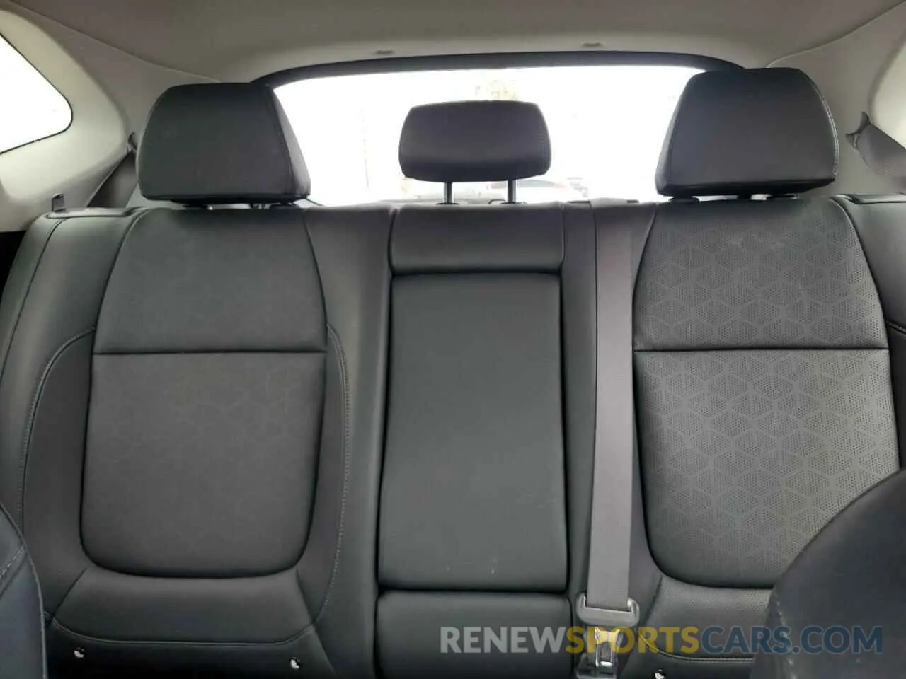 10 fotografías del automóvil dañado KNDER2AAXR7489610 KIA SELTOS 2024